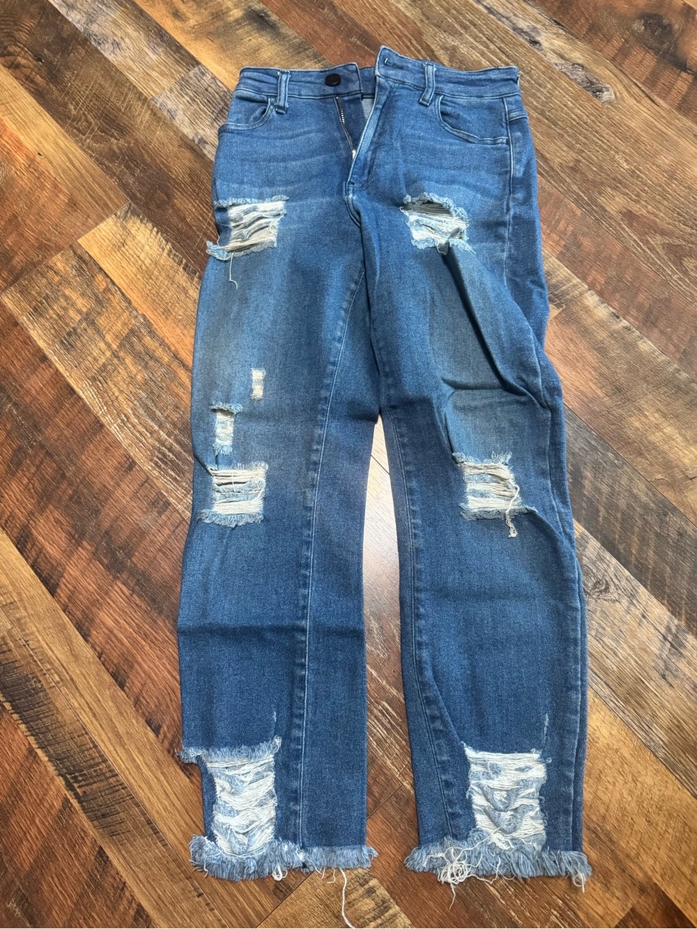 Fitjeans Hannah Oberg distressed relax jean